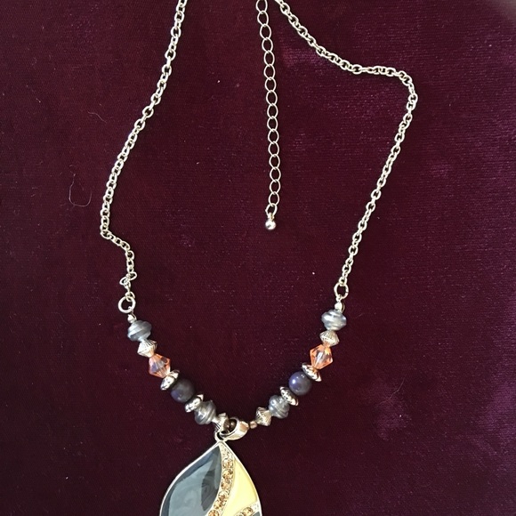 ๐๐Favorite Necklace๐๐HOST PICK FALL FAVORITES - Picture 4 of 7